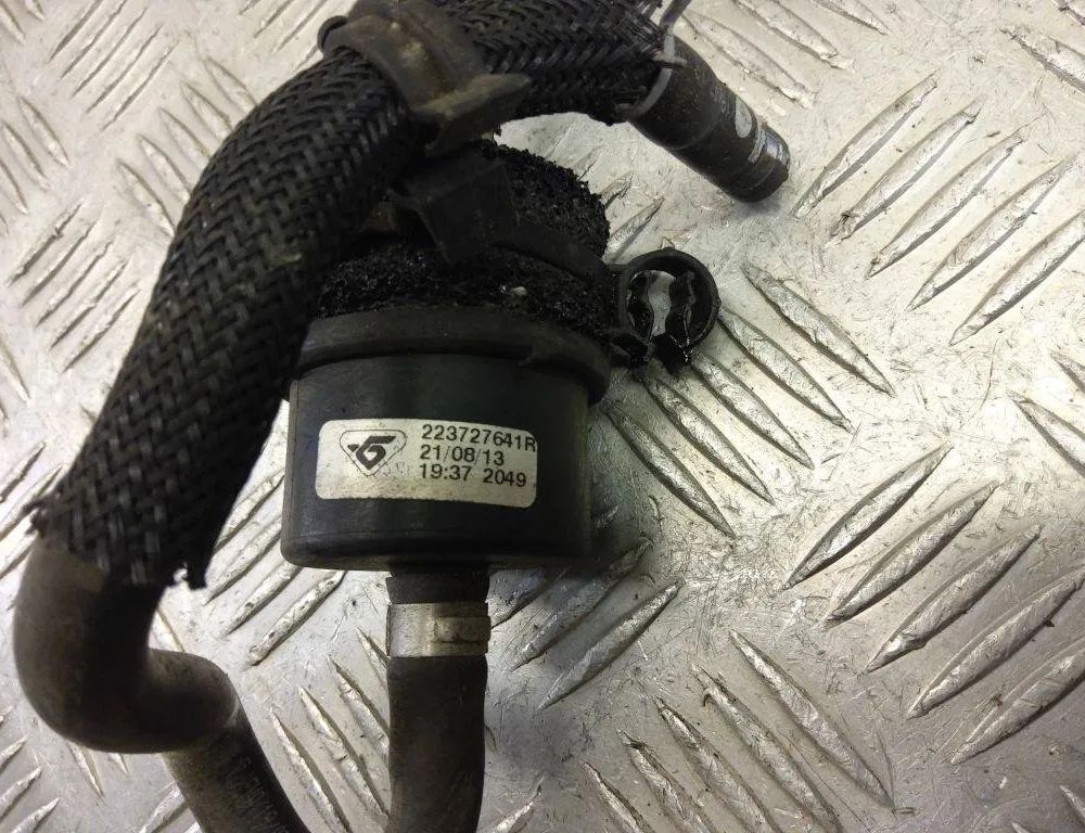 RENAULT Captur 1 generation (2013-2019) Vakuuma vārsts 223727641R 30999817