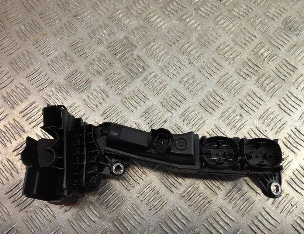 BMW X3 G01 (2017-2024) Power Distribution Box 9339823 31002112