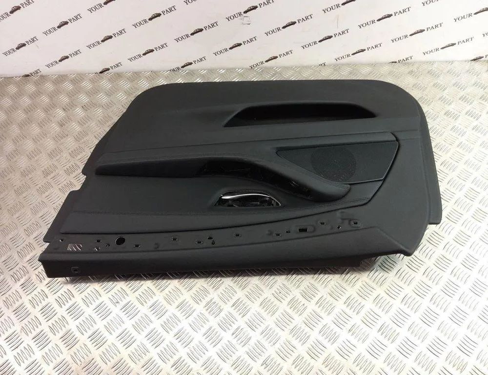 BMW 5 Series F10/F11 (2009-2017) Обшивка передних правых дверей 31003143