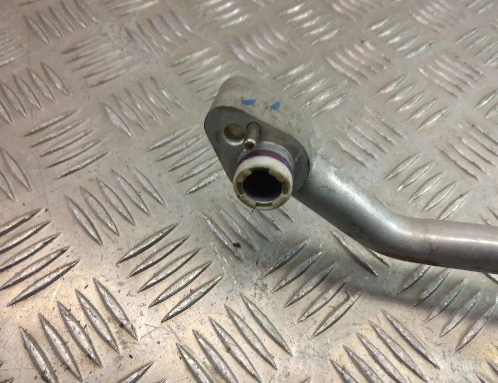 BMW X1 F48/F49 (2015-2023) Трубки кондиционера 9209721 31006109