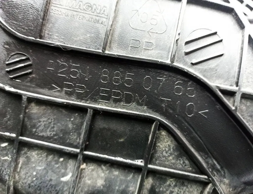 MERCEDES-BENZ R-Class W251 (2005-2017) Бампер передний C796U 33534675