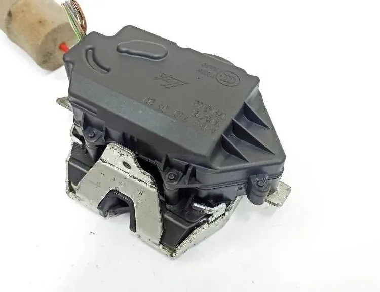 MERCEDES-BENZ E-Class W211/S211 (2002-2009) Rear cover window lifter 1702842 33535873