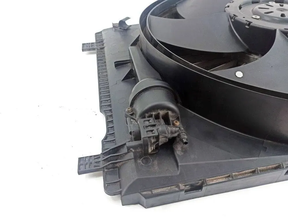 MERCEDES-BENZ C-Class W204/S204/C204 (2004-2015) Вентилятор радиатора A2045001055 33536685