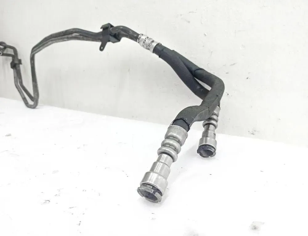 LAND ROVER Range Rover Sport 1 generation (2005-2013) Power Steering Hose Pipe B32007 33536923
