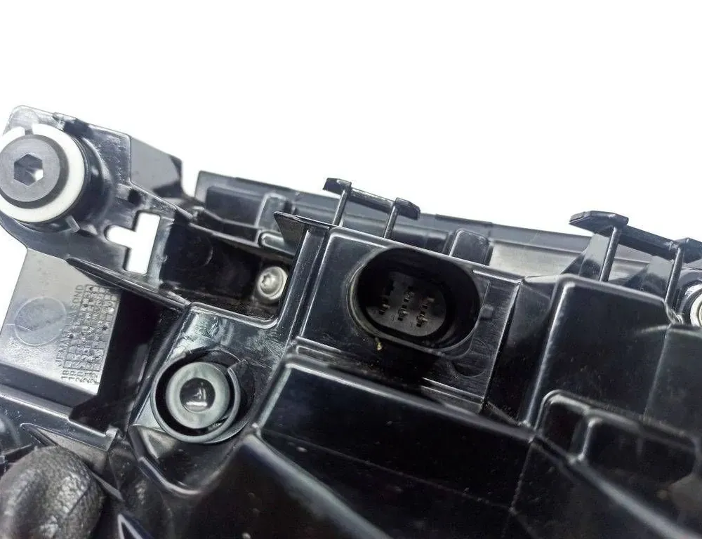 AUDI A1 GB (2018-2024) Контакт задних фонарей 82A945092 33537503