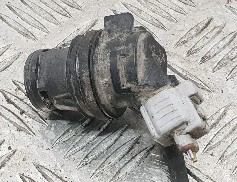 MAZDA 3 BK (2003-2009) Mazgātāja tvertnes motorīts 8603109120 32009359