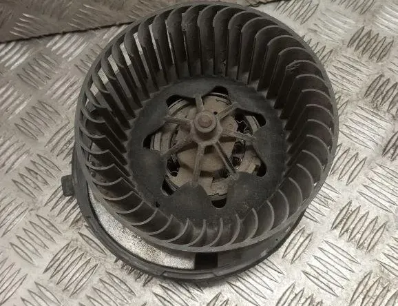 VOLKSWAGEN Touran 1 generation (2003-2015) Salona sildītājs 1K1820015C 32015092