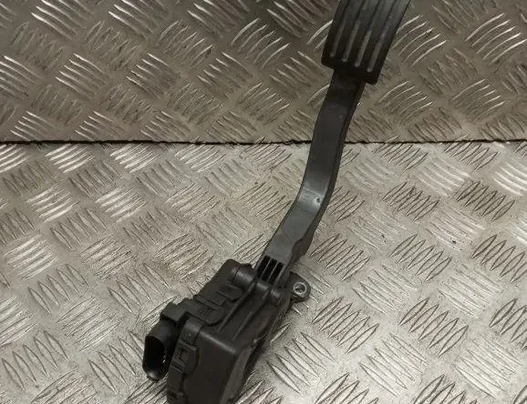 FORD Focus 3 generation (2011-2020) Throttle Pedal 3M519F836AF 32016770