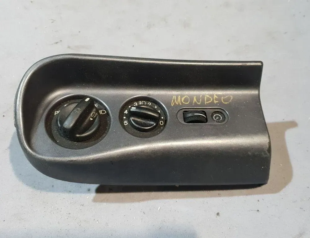 FORD Mondeo 4 generation (2007-2015) Переключатель света 93BB13K196 32021778