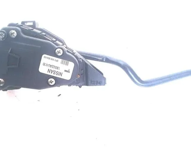 NISSAN Primera P12 (2001-2008) Akseleratora / gāzes pedālis 18002AU400 26336890