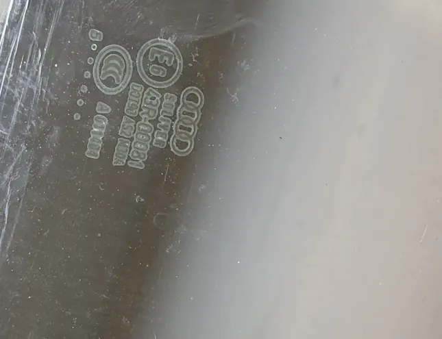 AUDI A4 B7/8E (2004-2008) Kreisās puses bīdāmo durvju stikls 43R00081 33206069