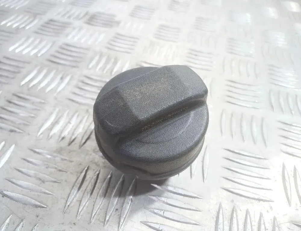 AUDI A4 B5/8D (1994-2001) Fuel tank cap 1H0201553B 31316778