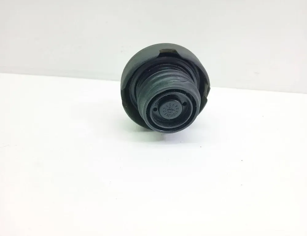 VOLKSWAGEN Passat B5 (1996-2005) Degvielas tvertnes vāciņš 1J0201553C 31329480