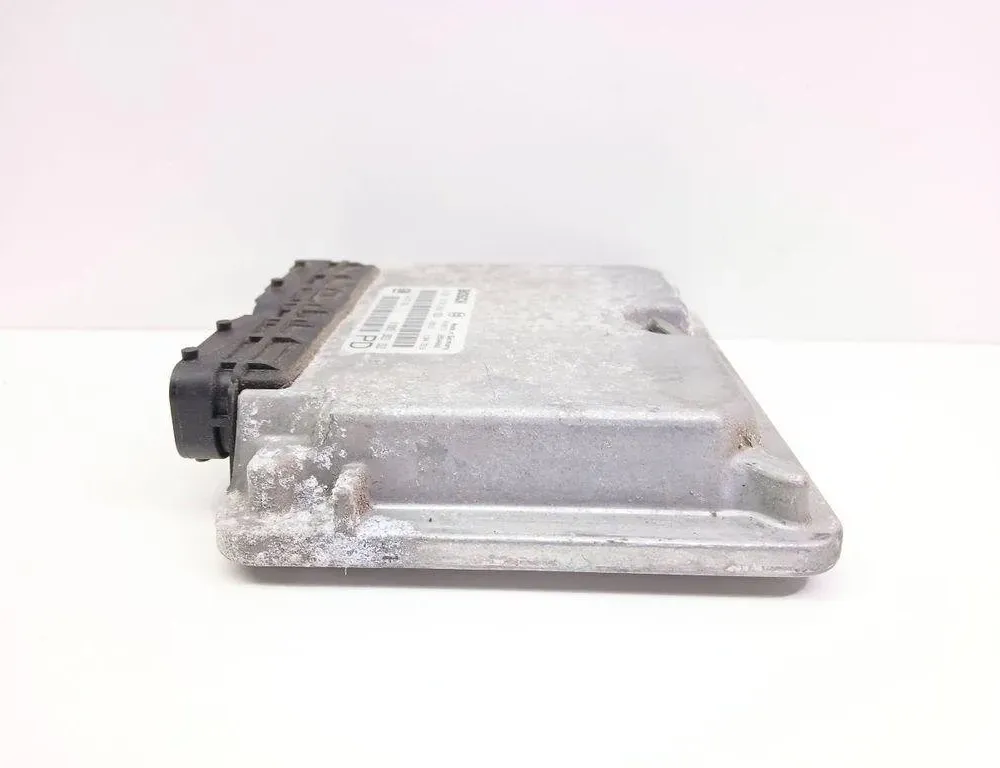 OPEL Zafira A (1999-2003) Engine Control Unit ECU 0281010268 31346702