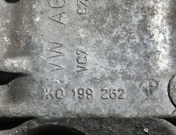 VOLKSWAGEN Passat B7 (2010-2015) Передняя подушка двигателя 1K0199262 33313407