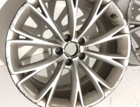 AUDI A8 D2/4D (1994-2002) Aizmugurējā labā sliekšņa apdare 4H0601025G 33313581