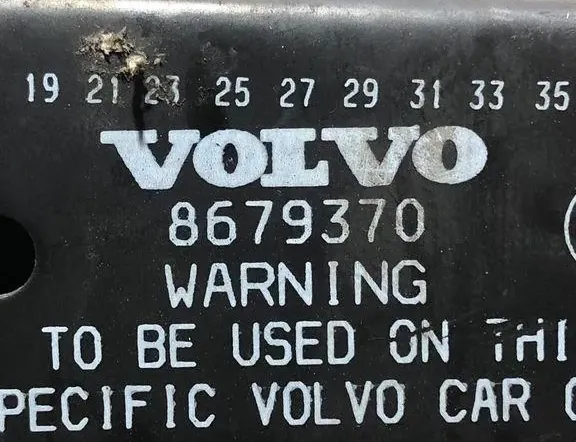 VOLVO XC70 2 generation (2000-2007) Домкрат 8679370 33314549