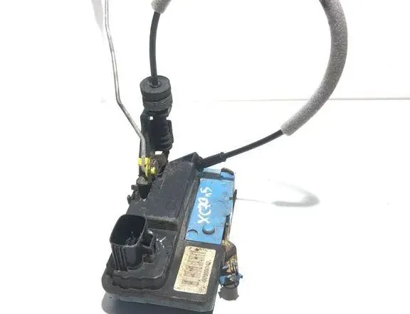 VOLVO XC70 2 generation (2000-2007) Замок двери передний правый 30663042 33314591