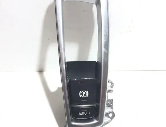 BMW 5 Series F10/F11 (2009-2017) Stāvbremzes poga 10041037 33314704