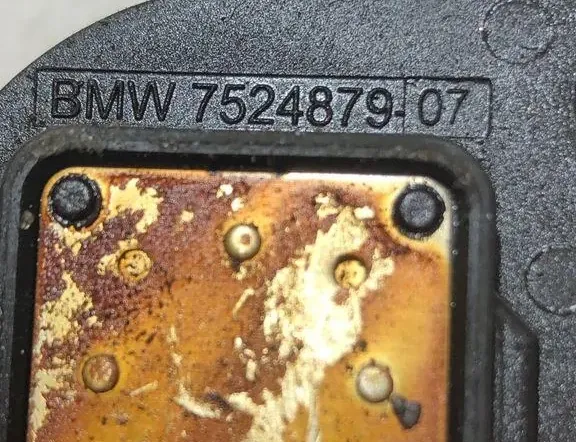 BMW 5 Series F10/F11 (2009-2017) Intake Pulley Valve 7524879 33314843