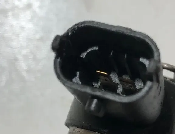 VOLVO V70 3 generation (2007-2020) Fuel Injector 8658352,2A1443D 33316620