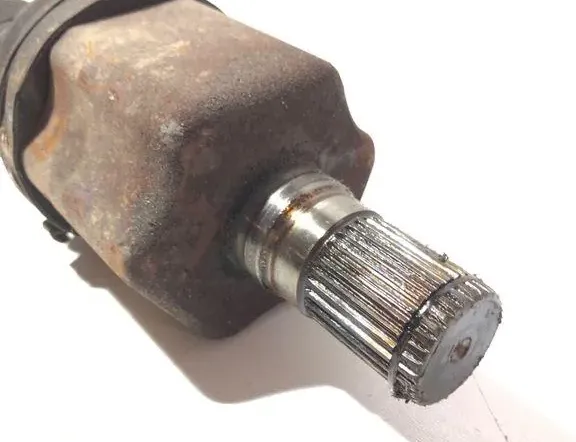 VOLVO V70 2 generation (2000-2008) Priekšējā kreisā pusass P30783203 33317765