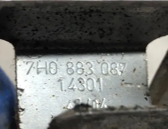 VOLKSWAGEN Transporter T5 (2003-2015) Other Interior Parts 7H0883087 33322158