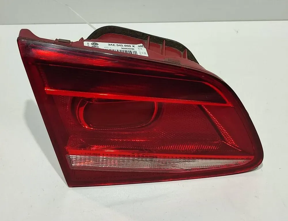 VOLKSWAGEN Passat B6 (2005-2010) Left Side Tailgate Taillight 3AE945093K 33398925