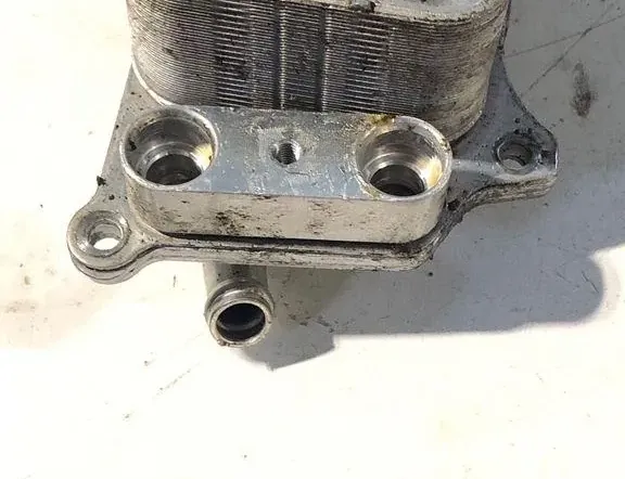 AUDI A7 C7/4G (2010-2020) Масляный радиатор 99000956,8M0376747361 33399226