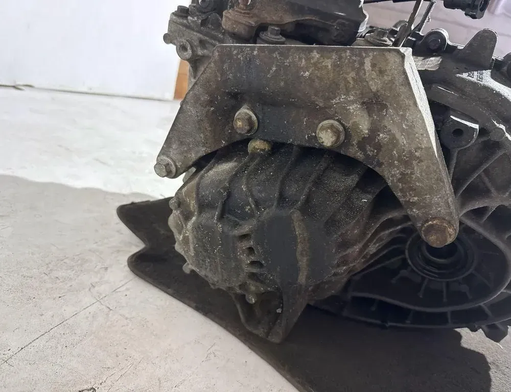 VOLVO XC60 1 generation (2008-2017) Gearbox 33399662