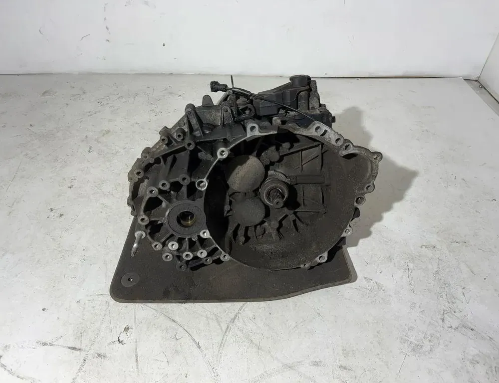 VOLVO XC60 1 generation (2008-2017) Gearbox 33399662
