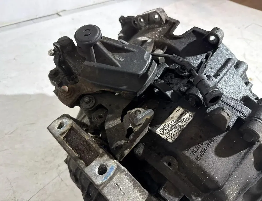 VOLVO XC60 1 generation (2008-2017) Gearbox 33399662