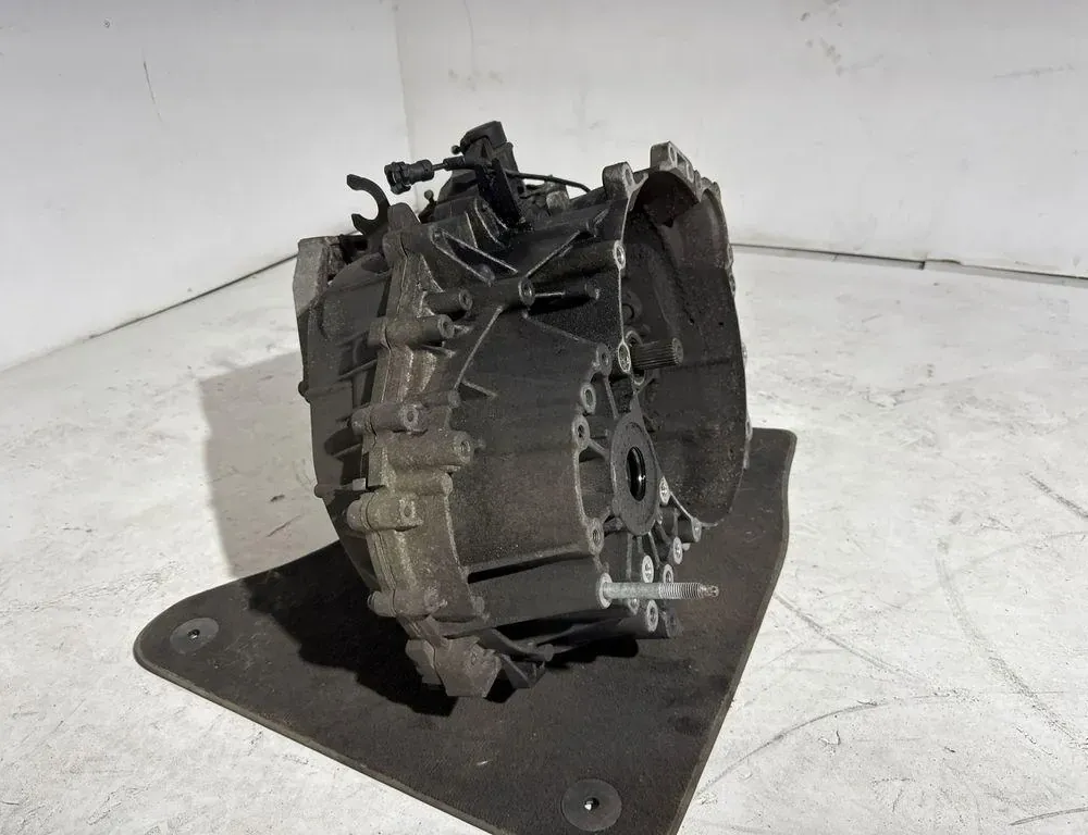 VOLVO XC60 1 generation (2008-2017) Gearbox 33399662