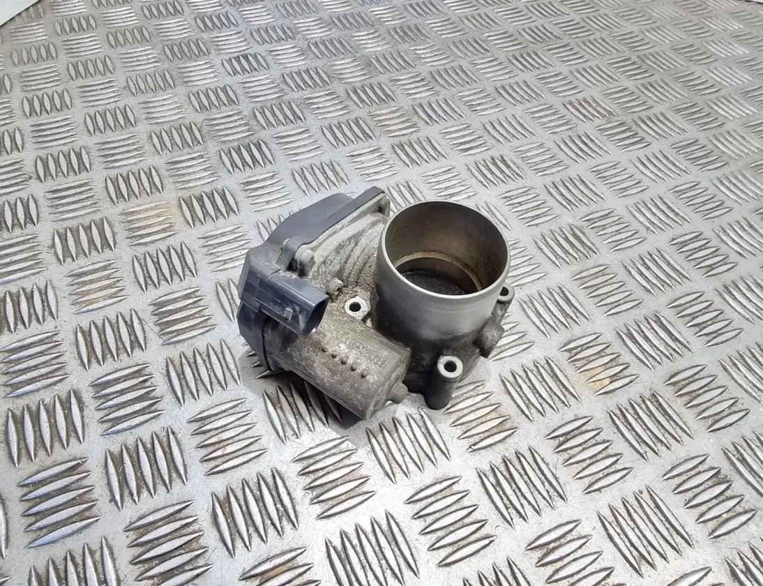 VOLKSWAGEN Passat B7 (2010-2015) Throttle Body 03C133062S 29558463