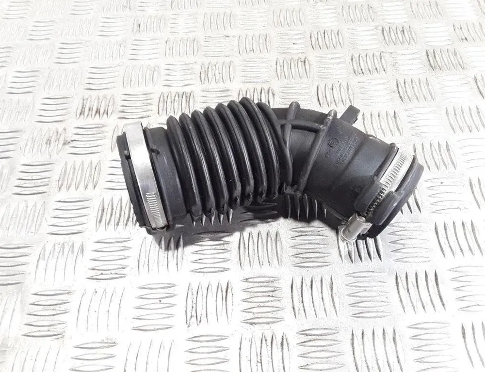 RENAULT Captur 1 generation (2013-2019) шланг радиатора интеркулера 165758885R 32026578