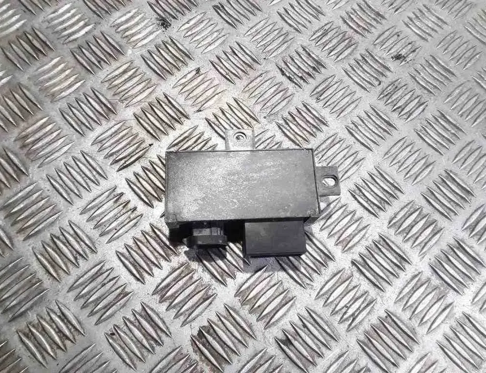 RENAULT Megane 1 generation (1995-2003) Aizdedzes sveces 7700111525 32572230