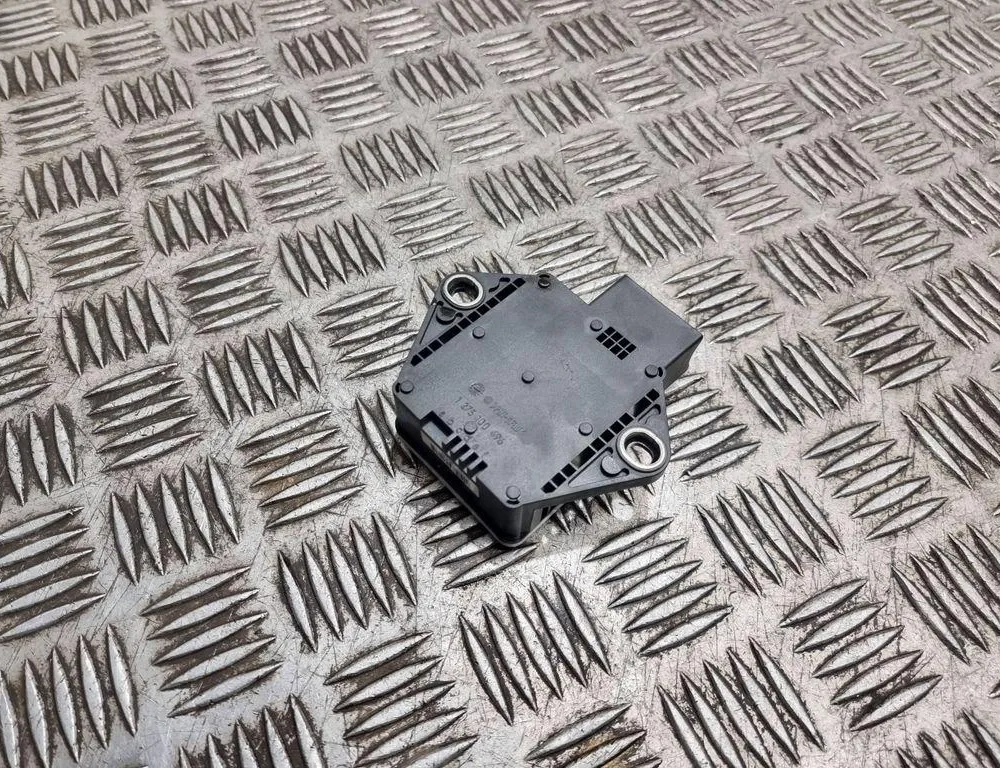 BMW 5 Series E60/E61 (2003-2010) Acceleration Sensor 0265005615,678680 33234984