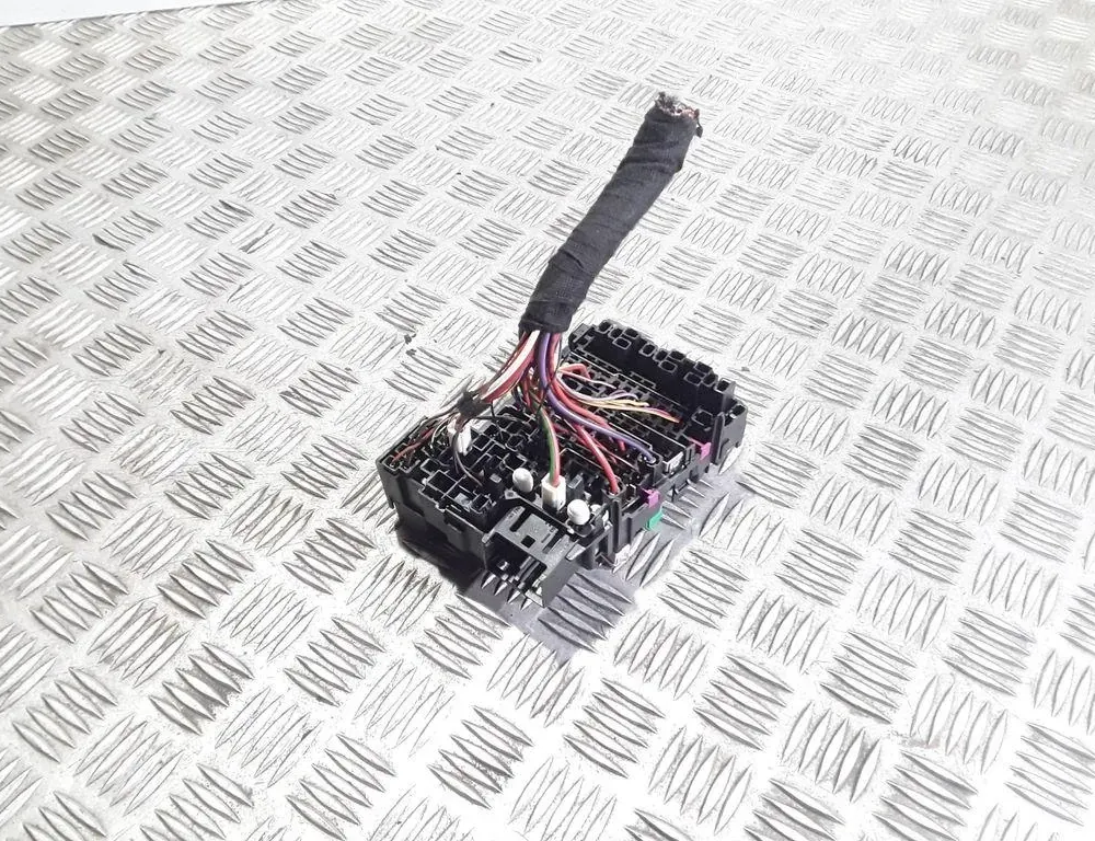 AUDI A3 8V (2012-2020) Блок предохранителей 5Q0937615C 33347706