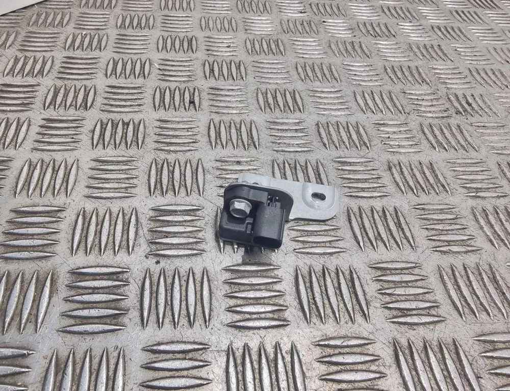 MERCEDES-BENZ E-Class W211/S211 (2002-2009) Priekšējais kreisais trieciena sensors A0055421218,A2125451730 33379763