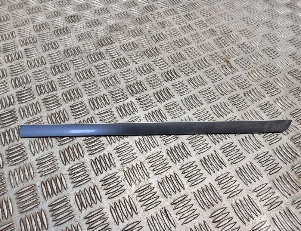 VOLKSWAGEN Golf 5 generation (2003-2009) Panel trim shield 1K18585298 33503105