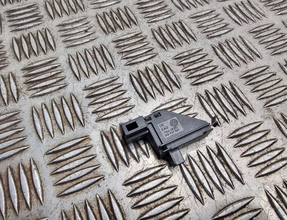 VOLKSWAGEN Golf 5 generation (2003-2009) Pogas 1k0947561 33503259