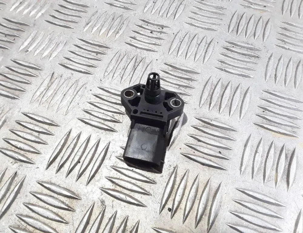 VOLKSWAGEN Golf 5 generation (2003-2009) MAP Sensor 038906051C 33503591