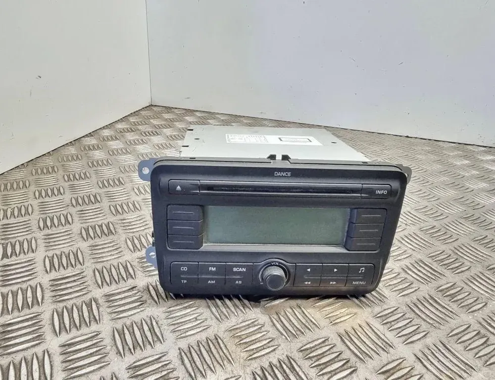 SKODA Roomster 5J (2010-2015) Mūzikas atskaņotājs ar Navigāciju / GPS 5J0035161 33517322