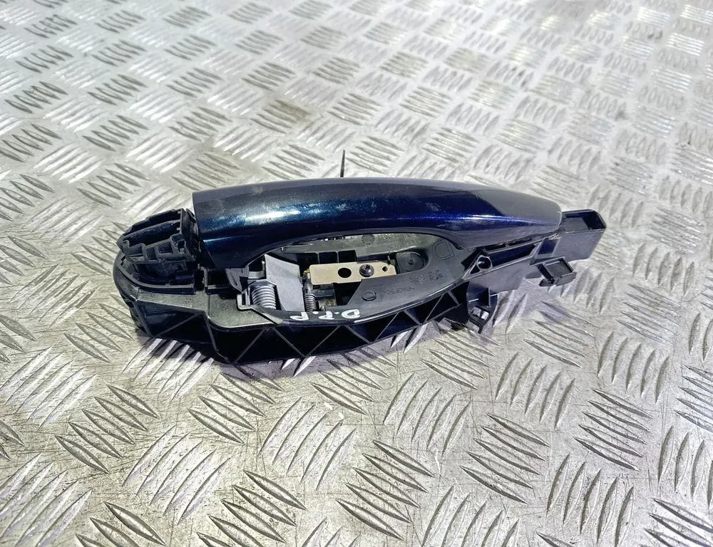 OPEL Crossland X 1 generation (2017-2023) Наружная ручка боковых левых дверей GE0016532 33529851