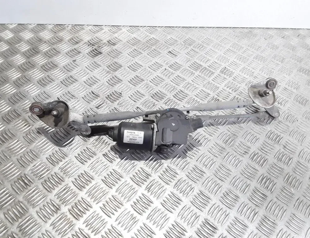 TOYOTA Avensis 2 generation (2002-2009) Priekšējā stikla tīrītāja mehānisms 8511005060 33548201