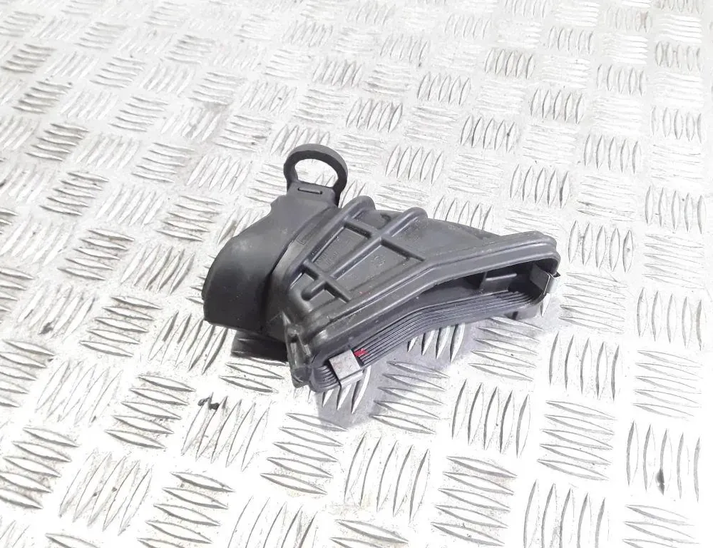 FORD Focus 3 generation (2011-2020) Air Intake Tube AV619A675AC 33548536