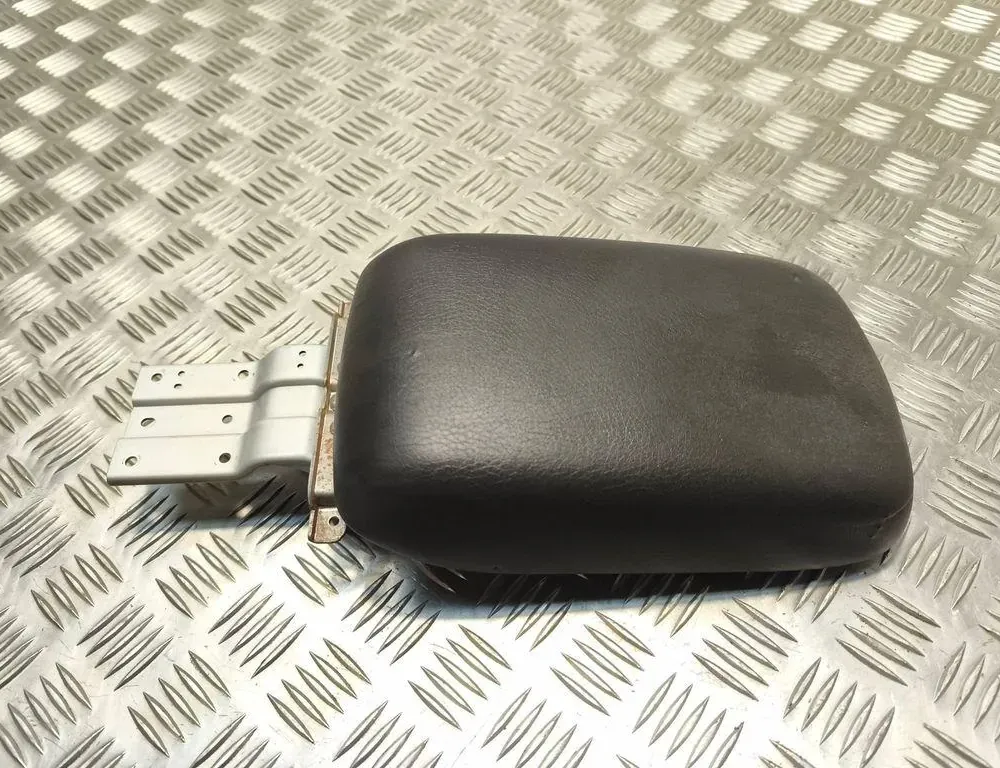 SUBARU Forester SH (2007-2013) Подлокотник 33552895