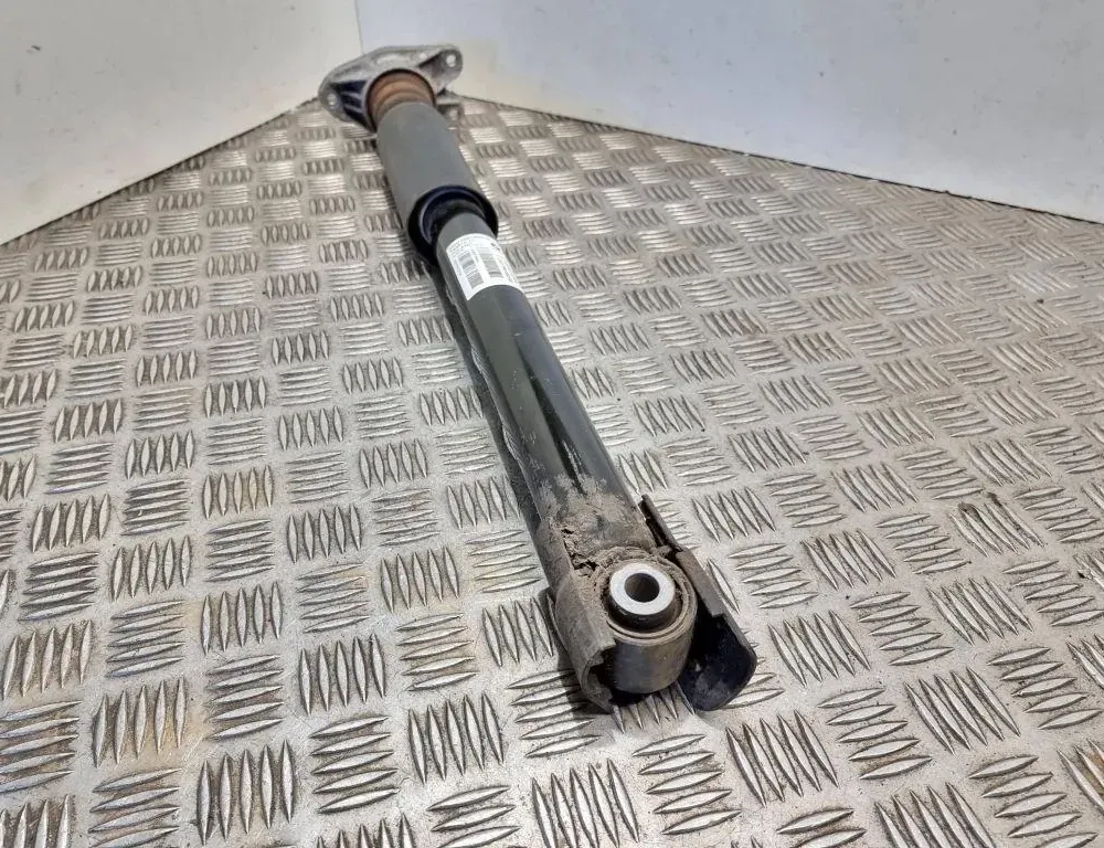 BMW X1 F48/F49 (2015-2023) Задний левый амортизатор 6861669 33555568