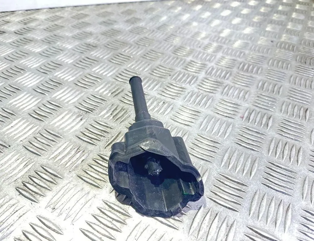 TOYOTA Auris 2 generation (2012-2015) Омыватель фар правой стороны 8520702130 33555852