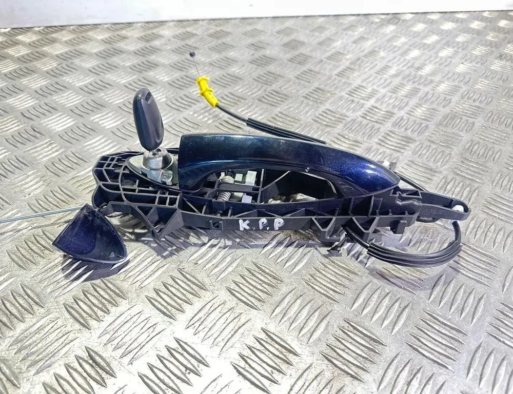 OPEL Astra K (2015-2021) Kreisās puses bīdāmo durvju ārējais rokturis 13515507 33556621